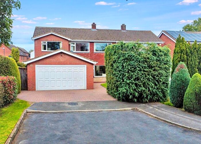 4 Bedroom Semi-Detached House For Sale In Mickle Meadow, Water Orton, Birmingham, B46