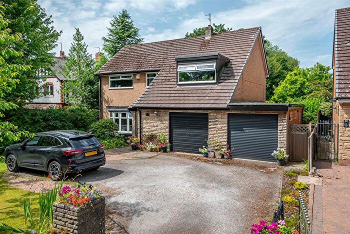 4 Bedroom Detached House For Sale In Worden Lane, Leyland, PR25