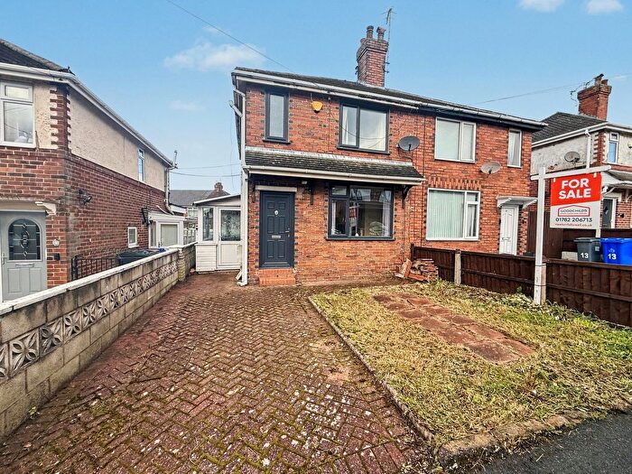 3 Bedroom Semi-Detached House For Sale In Lombardy Grove, Stoke-On-Trent, ST3