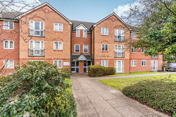 1 Bedroom Flat To Rent In Tennyson Court, Winn Road, SO17