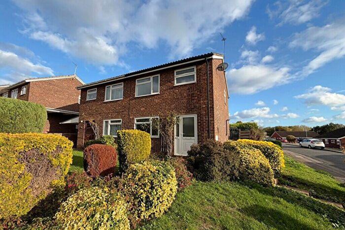 3 Bedroom Semi-Detached House To Rent In Hawlands, Brownsover, Rugby, CV21
