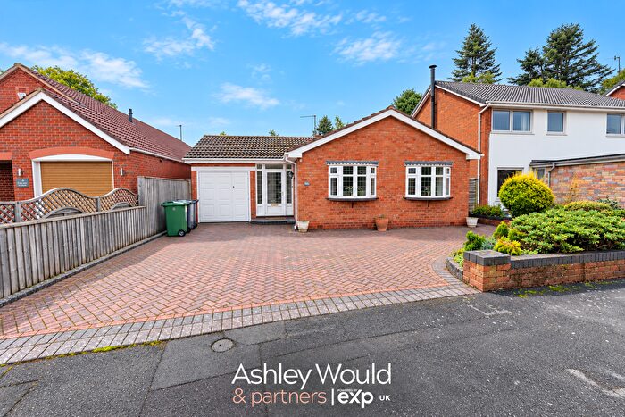 3 Bedroom Bungalow For Sale In Fairways Avenue, Stourbridge, DY8