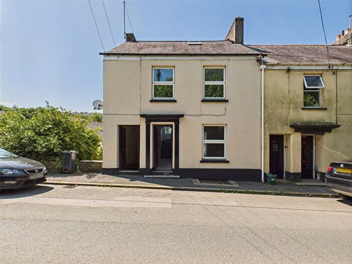 5 Bedroom End Of Terrace House For Sale In Berrycoombe Road, Bodmin, Cornwall, PL31