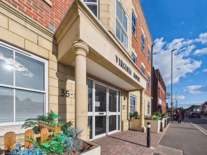 1 Bedroom Flat To Rent In Virginia House, - Station Road, Egham, Surrey, TW20