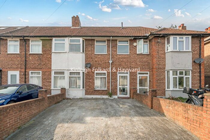 3 Bedroom Terraced House For Sale In Braid Avenue, Acton, London, W3