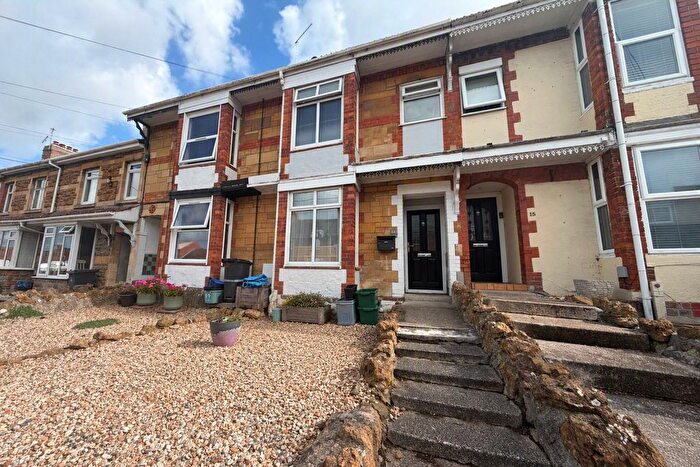 3 Bedroom Terraced House For Sale In Listers Hill, Ilminster, Somerset, TA19