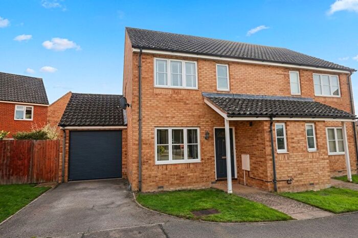 3 Bedroom Semi-Detached House For Sale In Beresford Road, Ely, CB6