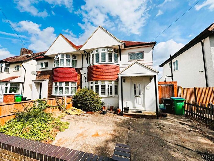 3 Bedroom Semi-Detached House For Sale In Nelson Road, Twickenham, TW2
