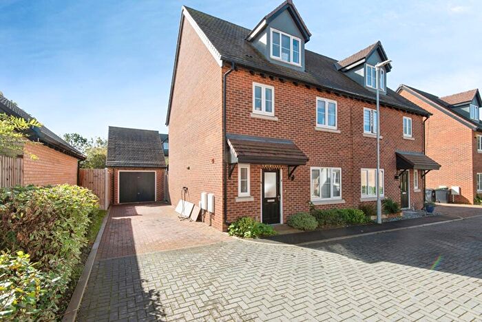4 Bedroom Semi-Detached House For Sale In Viney Corner, Arlesey, Bedfordshire, SG15
