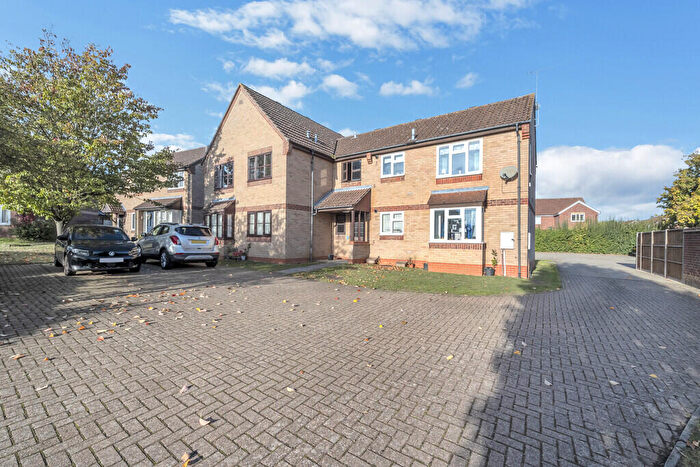 1 Bedroom Flat For Sale In Honeysuckle Way, Bury St. Edmunds, IP32
