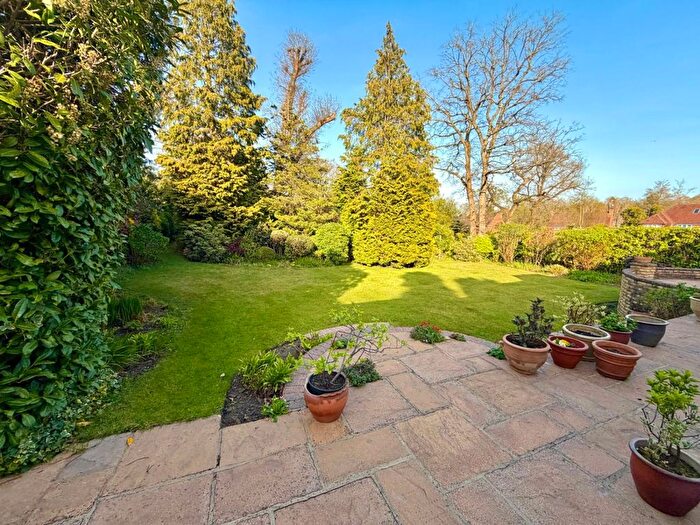 3 Bedroom Detached House For Sale In Knowle Grove, Virginia Water, Surrey, GU25