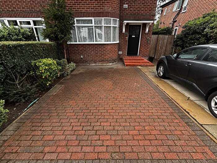 1 Bedroom Flat To Rent In Oak Road, Cheadle, Greater Manchester, SK8