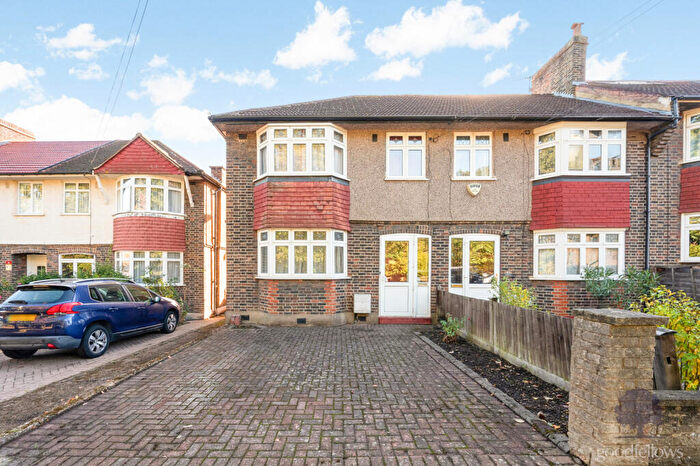 3 Bedroom End Of Terrace House For Sale In Shaldon Drive, Morden, SM4