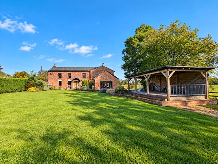 6 Bedroom Detached House For Sale In Halmore, Berkeley, GL13