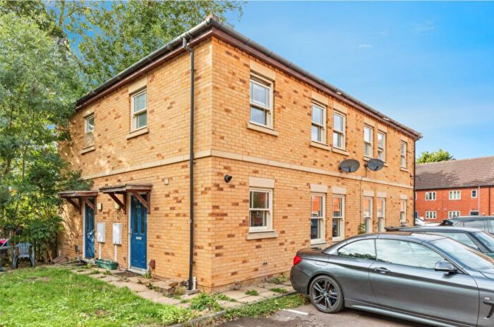 2 Bedroom Cluster House To Rent In Chapman Road, Wellingborough, NN8