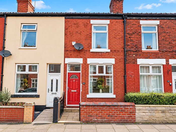 2 Bedroom Terraced House For Sale In Courthill Street, Stockport, SK1