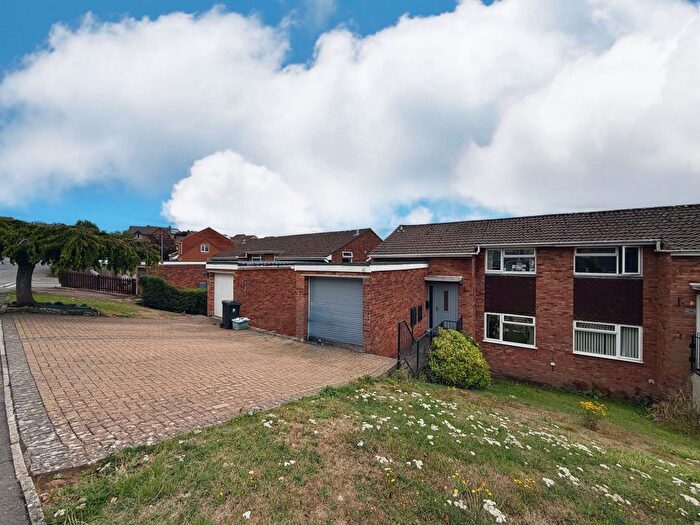 3 Bedroom Semi-Detached House For Sale In Woodland Rise, Lydney, GL15
