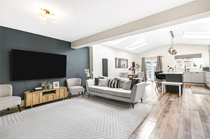 4 Bedroom Semi-Detached House For Sale In Bridge Way, Twickenham, TW2