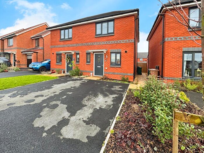 2 Bedroom Semi-Detached House For Sale In Thorneywood Road, Drakelow, DE15
