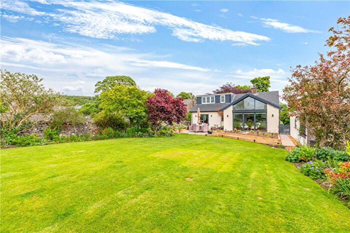 3 Bedroom Bungalow For Sale In Station Road, Clapham, Lancaster, North Yorkshire, LA2