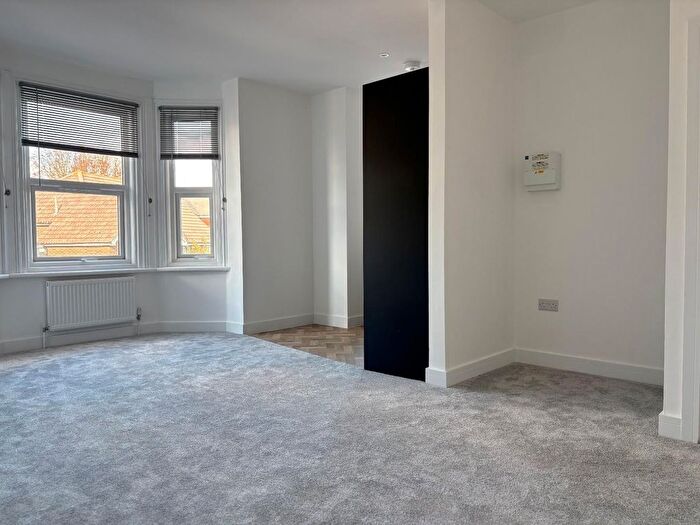 2 Bedroom Flat To Rent In Outram Road, Southsea, PO5