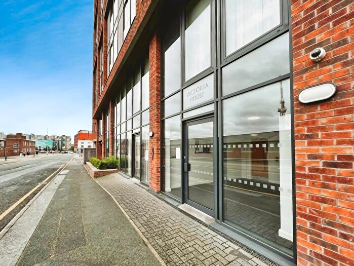 1 Bedroom Flat To Rent In Skinner Lane, Leeds, West Yorkshire, LS7