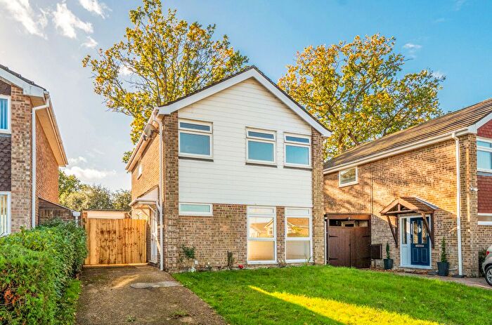 3 Bedroom Detached House To Rent In Cranbourne Park, Hedge End, Southampton, Hampshire, SO30