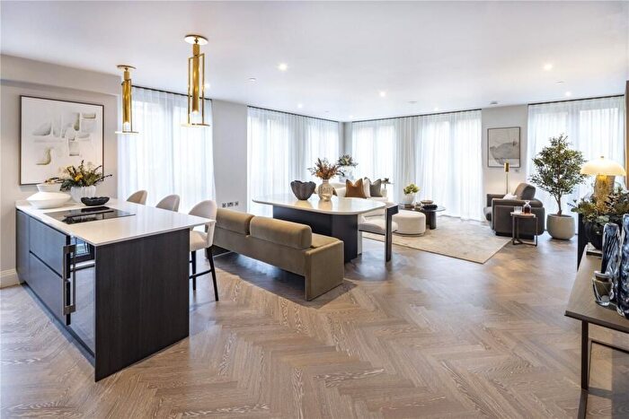 2 Bedroom Flat To Rent In Marylebone Mansions, Molyneux Street, Marylebone, W1H