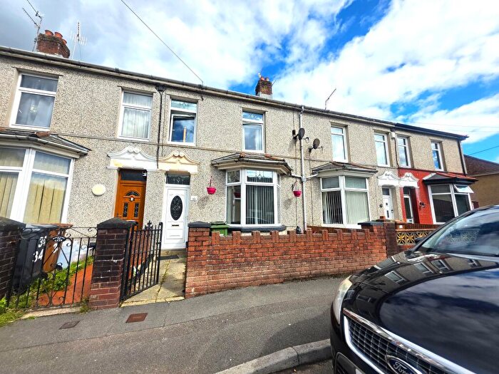 3 Bedroom Terraced House For Sale In Cobden Street, Crosskeys, Caerphilly County Borough, NP11