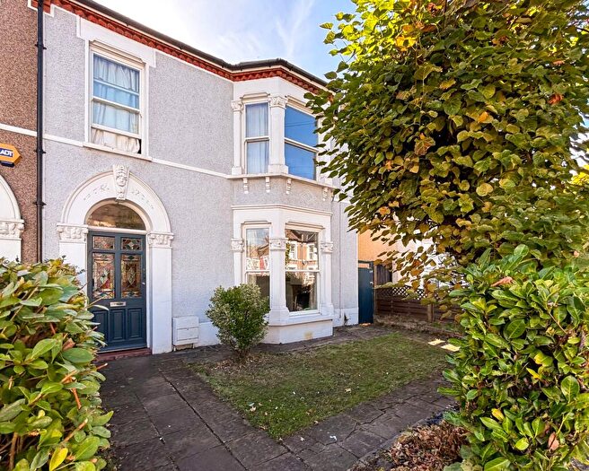 4 Bedroom Terraced House To Rent In Dowanhill Road, London, SE6