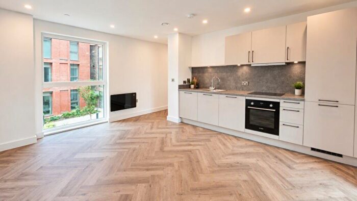 2 Bedroom Apartment For Sale In Chapmans Yard, Upper Gough Street, Birmingham, West Midlands, B1