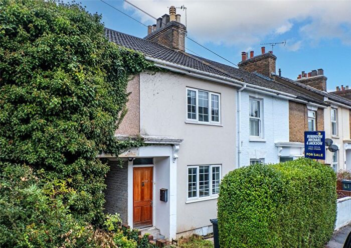 2 Bedroom Terraced House For Sale In John Street, Maidstone, Kent, ME14