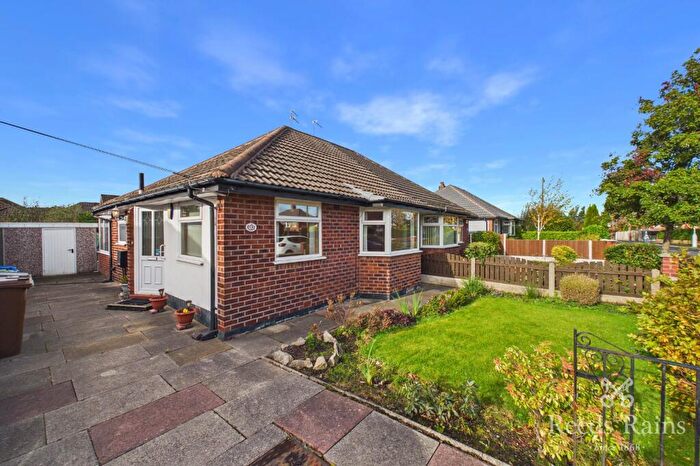 2 Bedroom Bungalow For Sale In Ashbrook Avenue, Denton, Manchester, Greater Manchester, M34