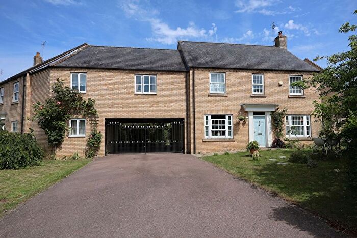 5 Bedroom Link Detached House For Sale In Darwin Close, Ely, CB6