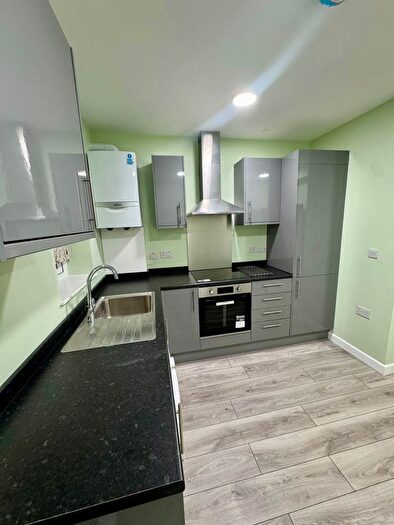 4 Bedroom Flat To Rent In Chelmer Crescent, Barking, IG11