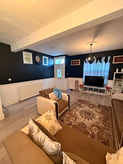 3 Bedroom Terraced House For Sale In Croyland Road, London, N9