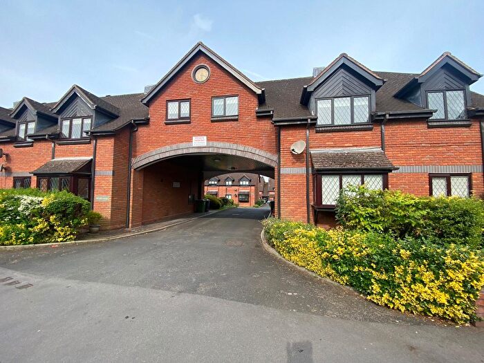 2 Bedroom Flat To Rent In Worcester Road, Stourbridge, DY9