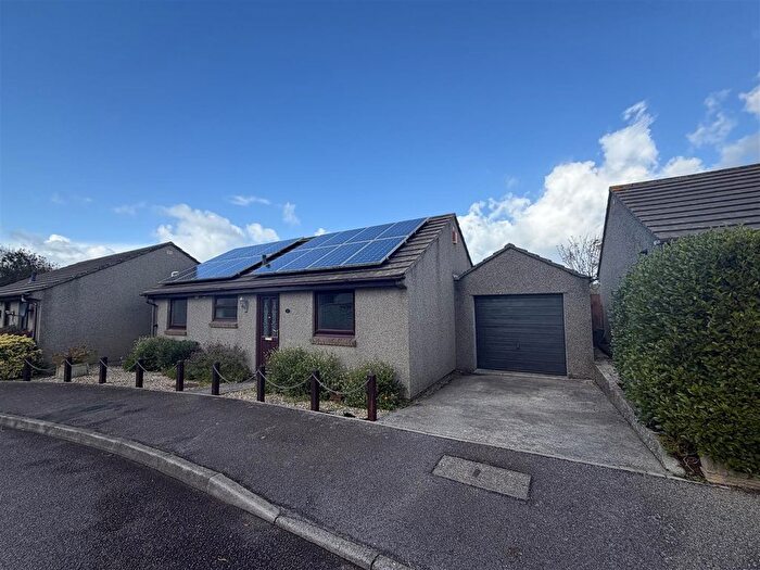 2 Bedroom Detached Bungalow To Rent In Treloweth Way, Pool, Redruth, TR15