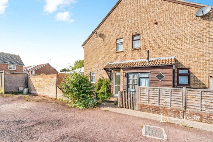 2 Bedroom Semi-Detached House To Rent In Wadhurst Close, Bognor Regis, West Sussex, PO21
