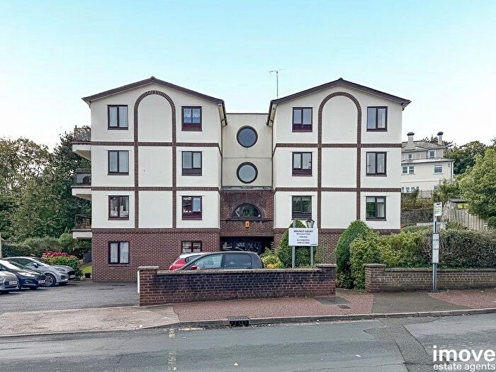 1 Bedroom Flat For Sale In Walnut Court, Walnut Road, Torquay, TQ2
