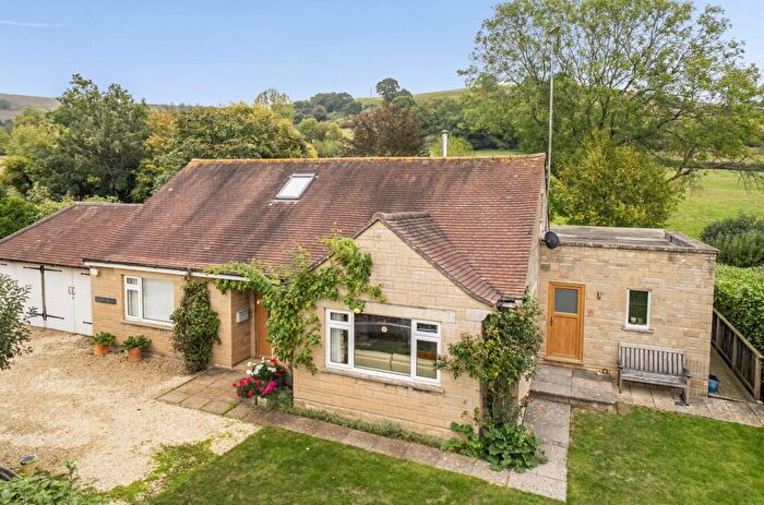 4 Bedroom Detached House For Sale In Middle Ridge Lane, Corton Denham, Sherborne, DT9