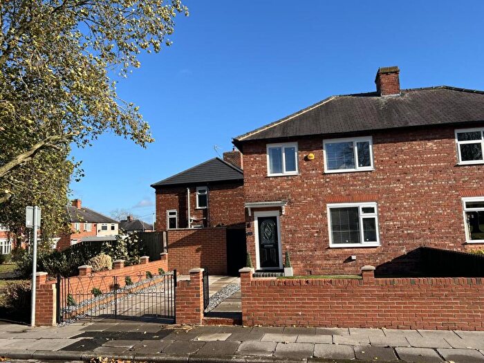 3 Bedroom Semi-Detached House For Sale In Nickstream Lane, Darlington, DL3