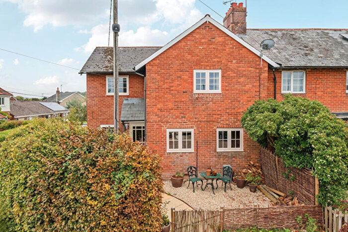 3 Bedroom End Of Terrace House For Sale In Coate, Devizes, SN10