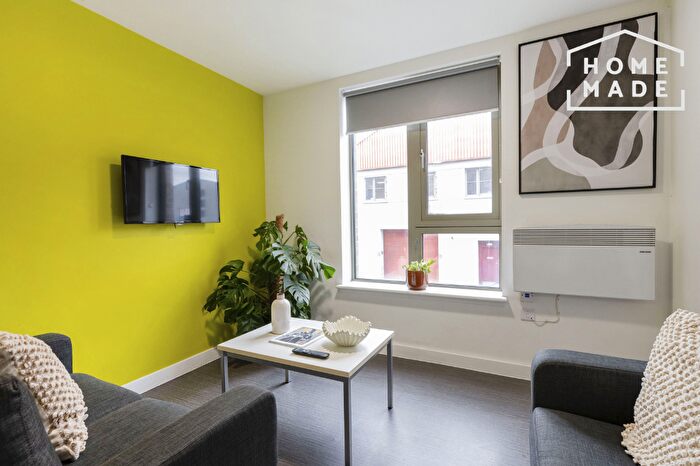 Flat To Rent In Foundry Courtyard, G4