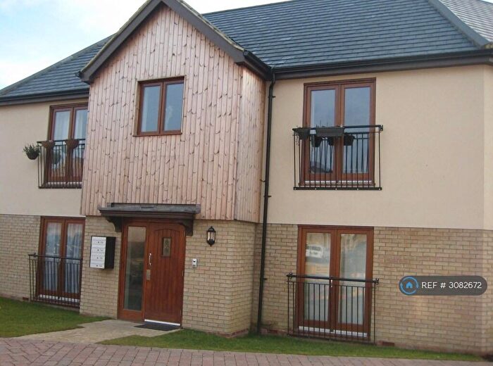 2 Bedroom Flat To Rent In Broughton, Milton Keynes, MK10