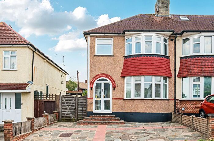 3 Bedroom Semi-Detached House For Sale In Trentham Drive, Orpington, Kent, BR5