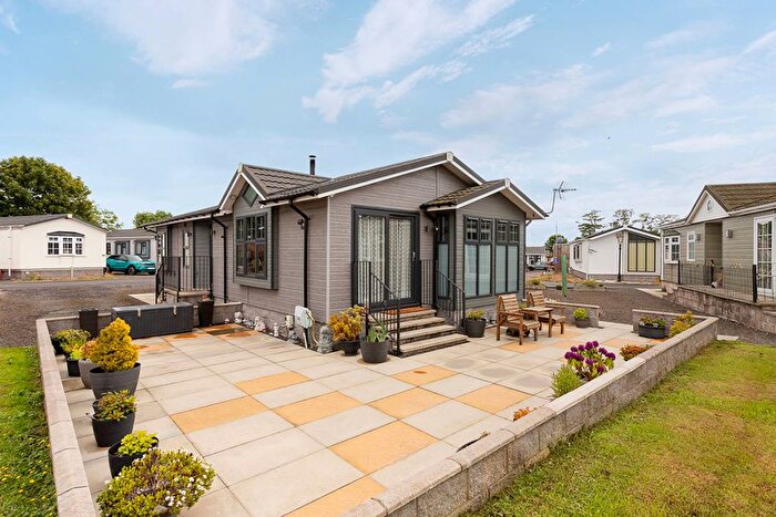 2 Bedroom Mobile/park Home For Sale In Seaview Avenue, Seaton Estate, Arbroath, DD11