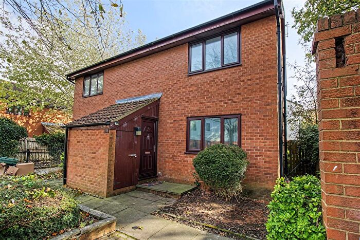 1 Bedroom Flat To Rent In Golf View, Ingol, Preston, PR2