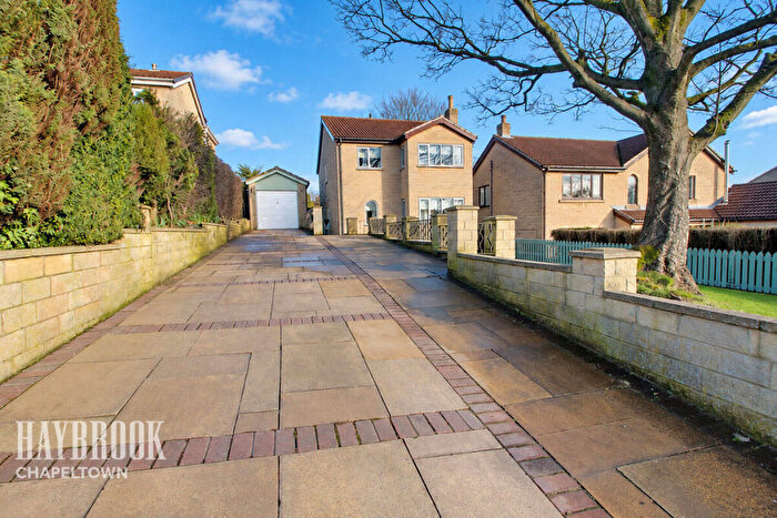 4 Bedroom Detached House For Sale In Admirals Crest, Scholes, S61