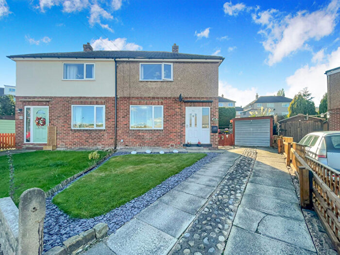 2 Bedroom Semi-Detached House For Sale In Pontey Mount, Waterloo, Huddersfield, Kirklees, HD5